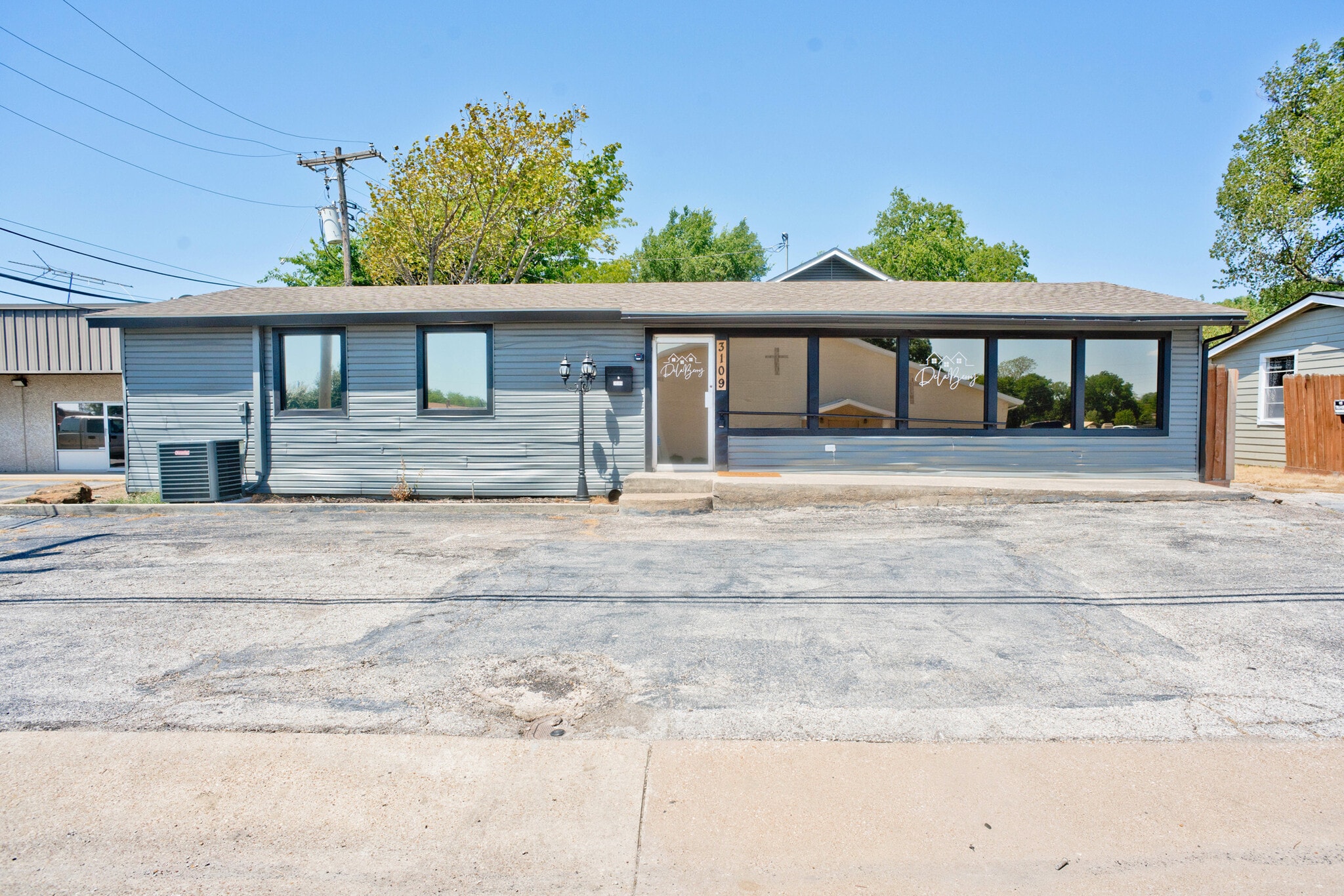 3109 Roberts Cut Off Rd, Fort Worth, TX for Rent