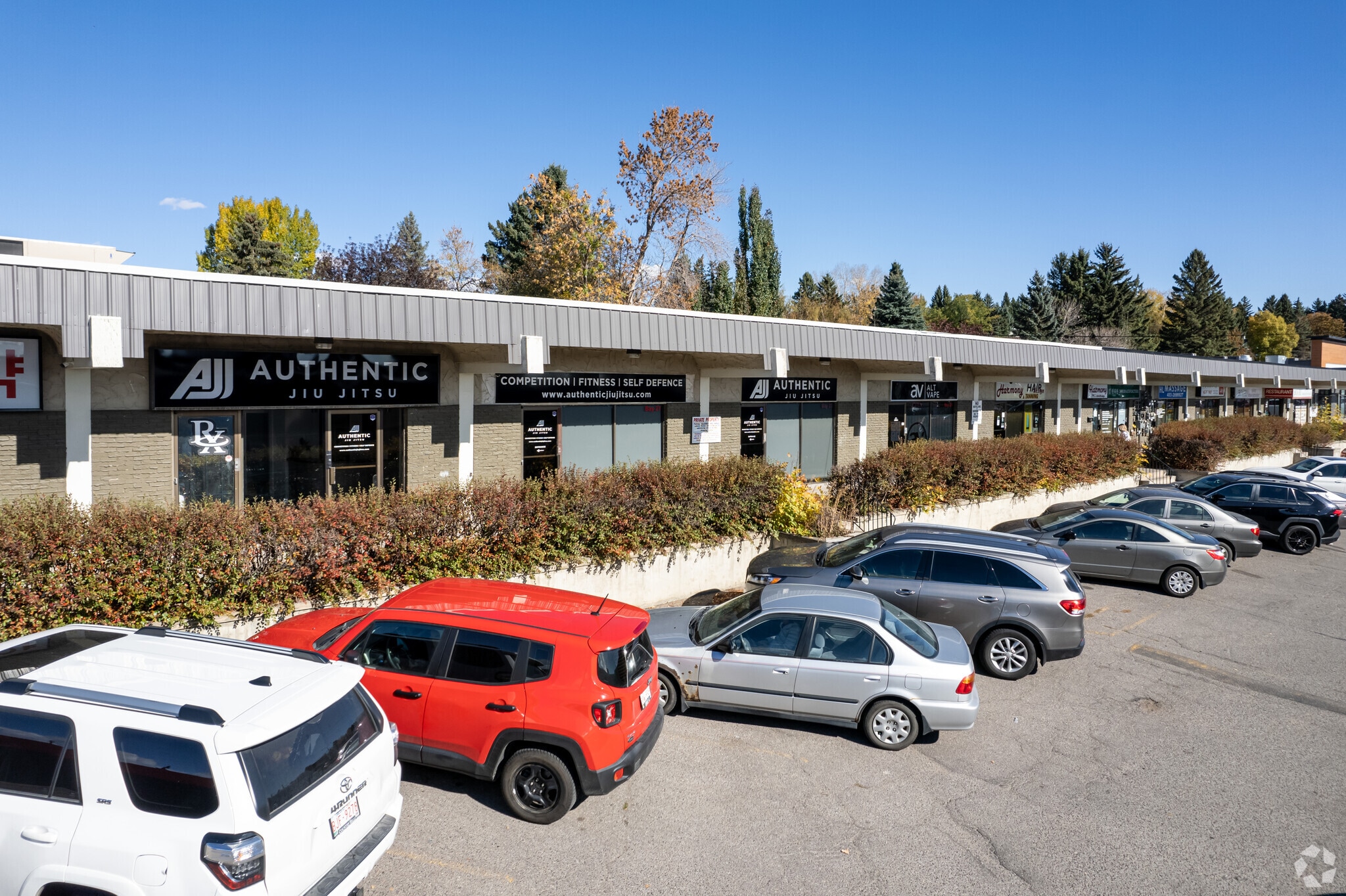 3616 52 Ave NW, Calgary, AB for Rent