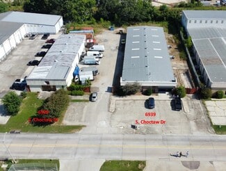 6929 & 6939 S Choctaw Dr