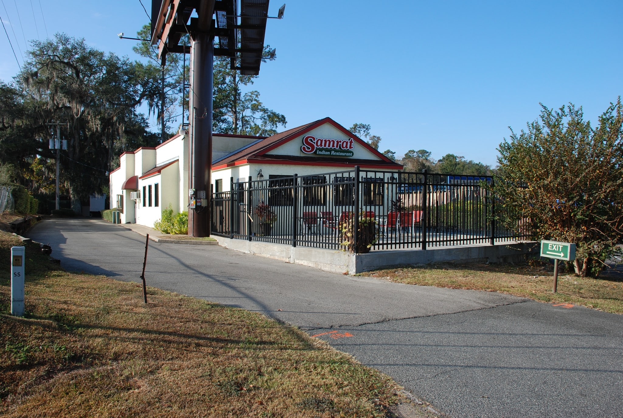 2529 Apalachee Pky, Tallahassee, FL for Rent