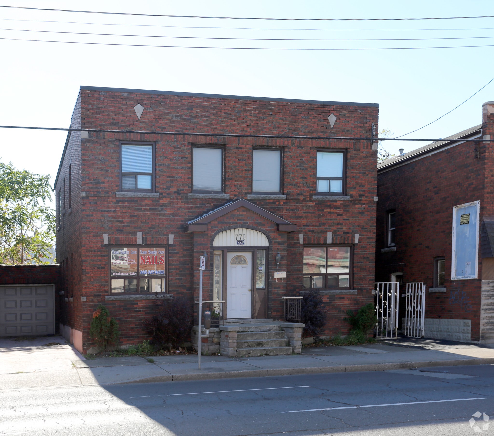 770 Barton St E, Hamilton, ON for Sale