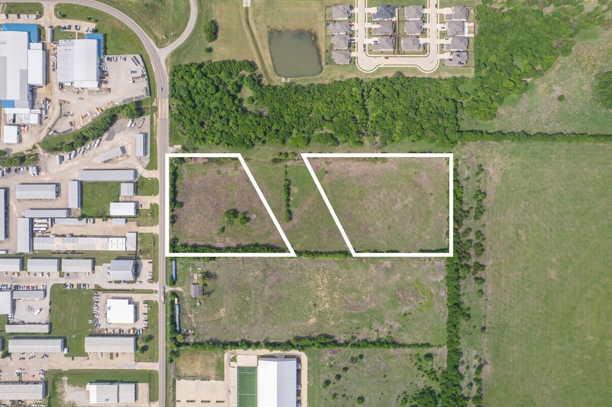 1801 Lone Star Rd, Mansfield, TX for Sale