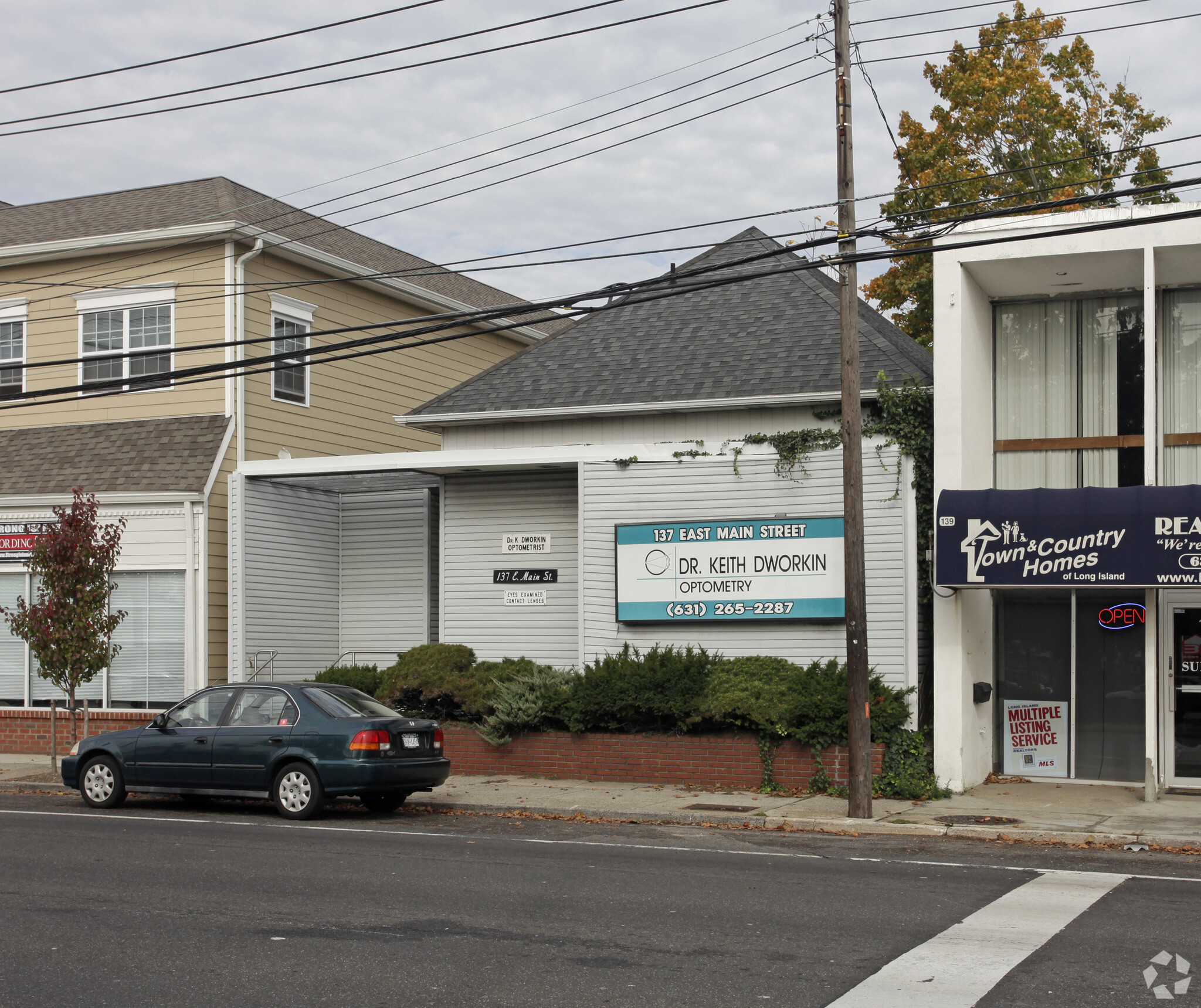 137 E Main St, Smithtown, NY for Rent