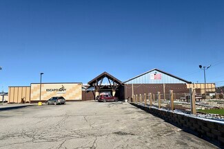 Lansing, MI Bowling Alley - 3101 E Grand River Ave