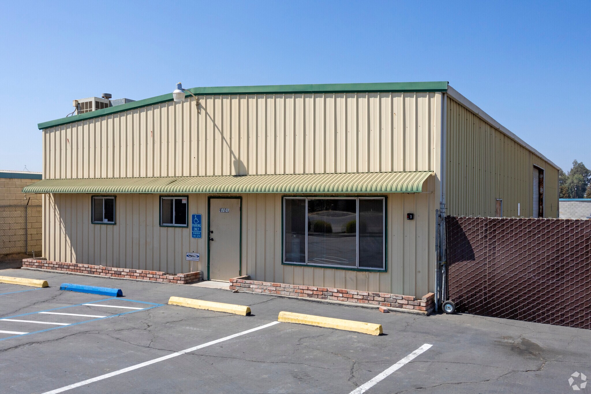 6109-6165 N Winton Way, Winton, CA for Rent