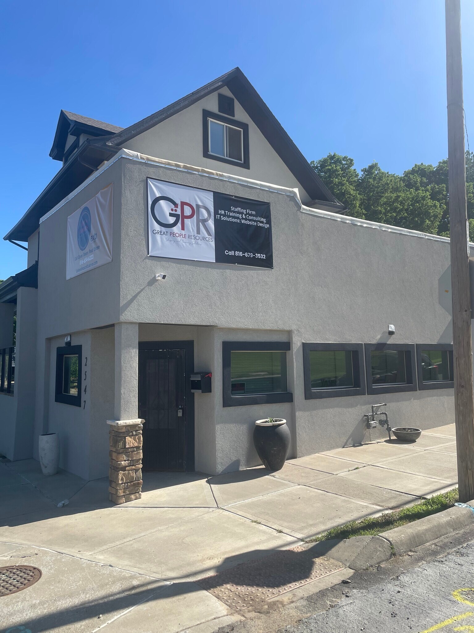 2547-2549 Brooklyn Ave, Kansas City, MO for Rent