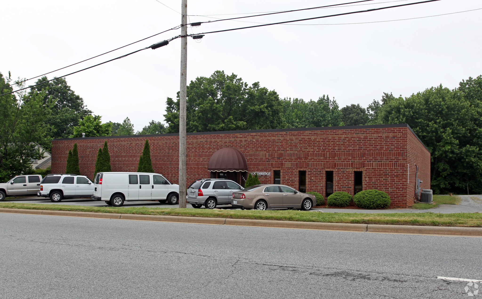 1225 W Market Center Dr, High Point, NC for Rent