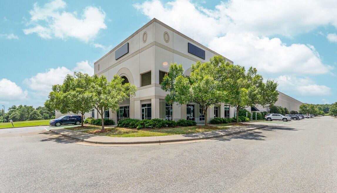1150 Pleasant Ridge Rd, Greensboro, NC for Rent