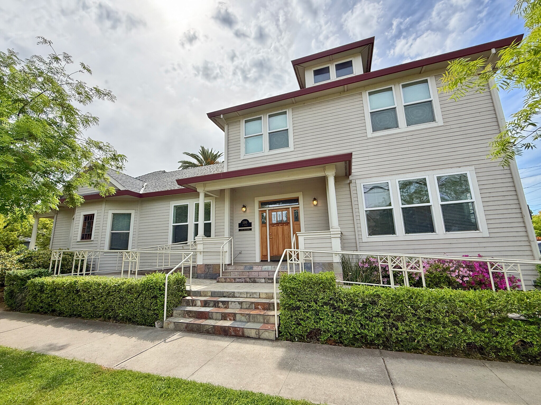 590 E St, Lincoln, CA for Sale