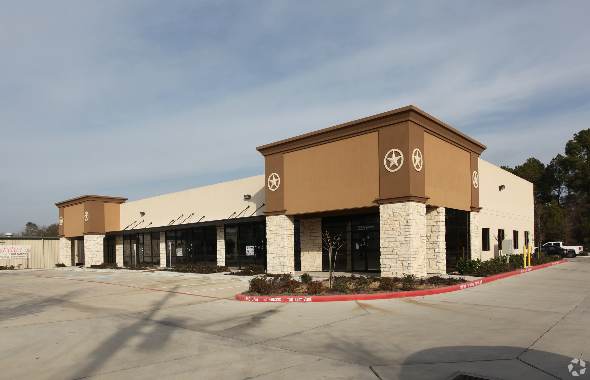 715 E Main St, Tomball, TX for Rent