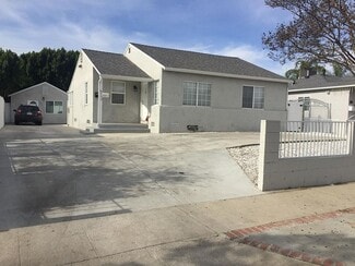 North Hollywood, CA Apartments - 6433 Gentry Ave