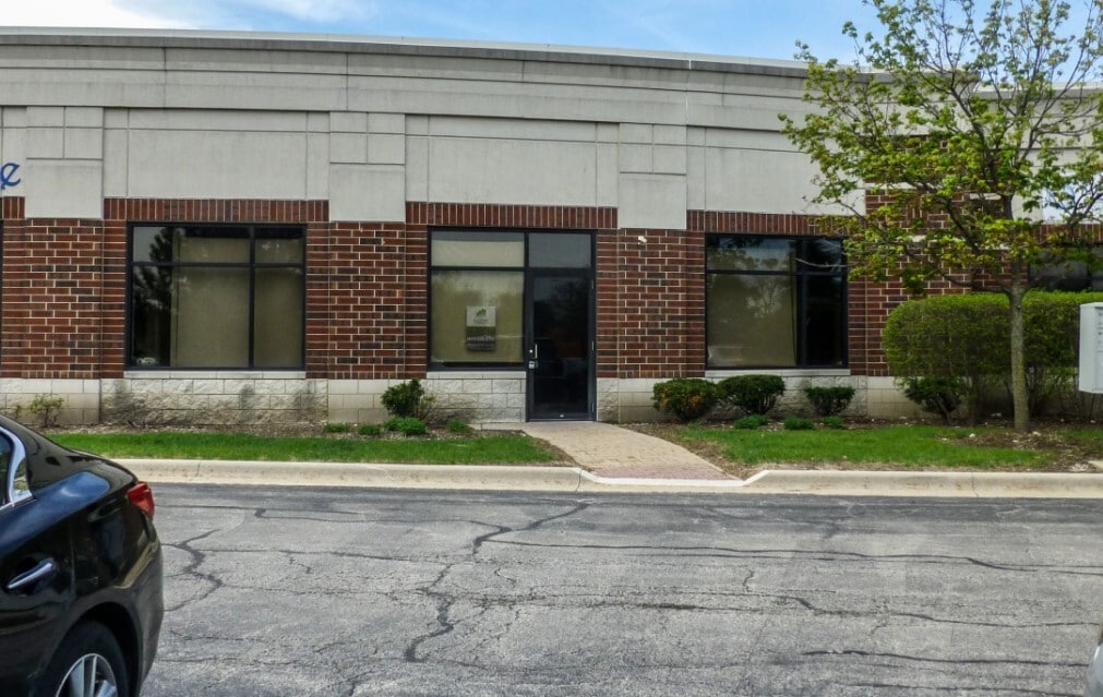 215 Remington Blvd Bolingbrook, IL 60440 Office Property for Lease on