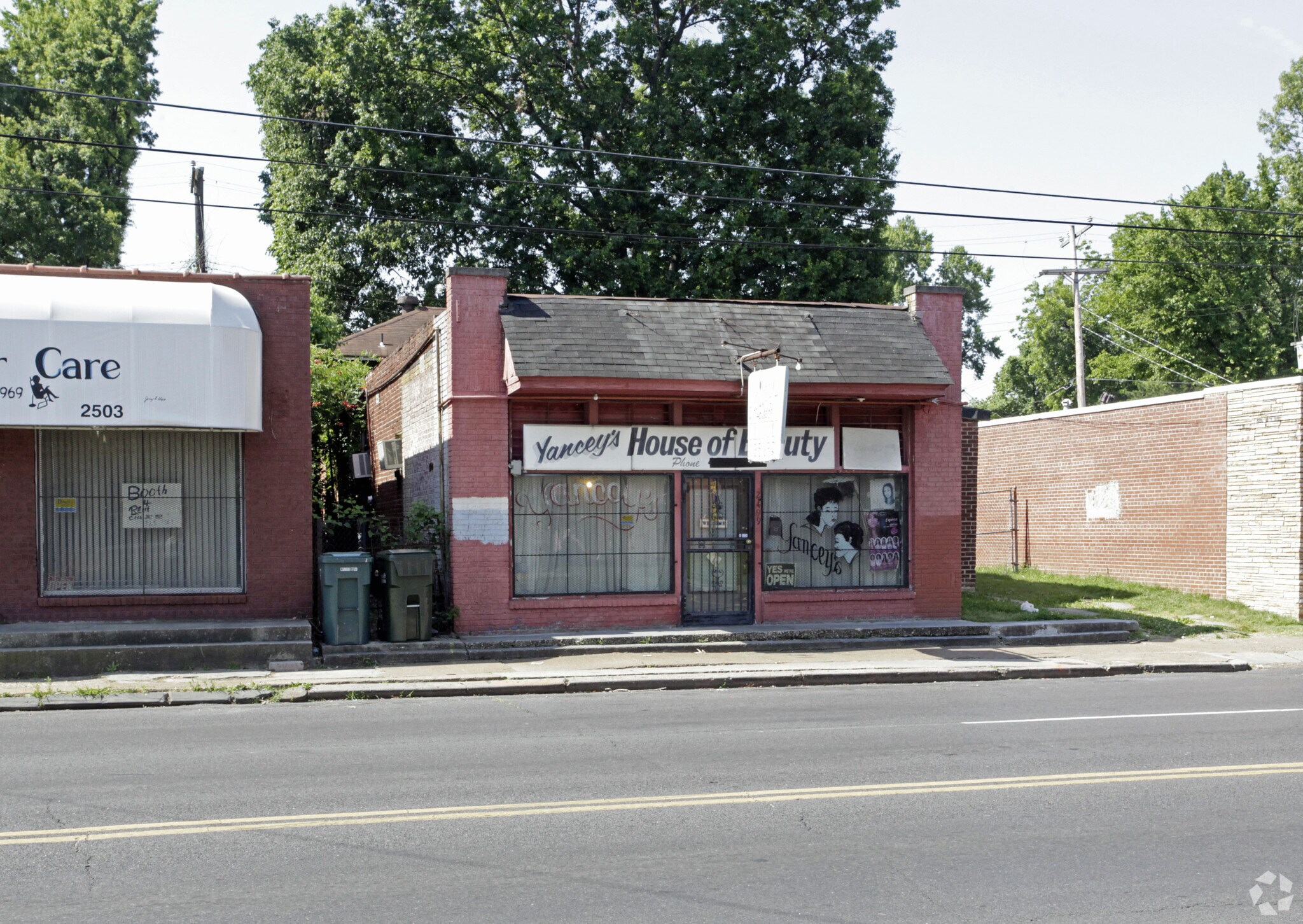 2499 Park Ave, Memphis, TN for Sale