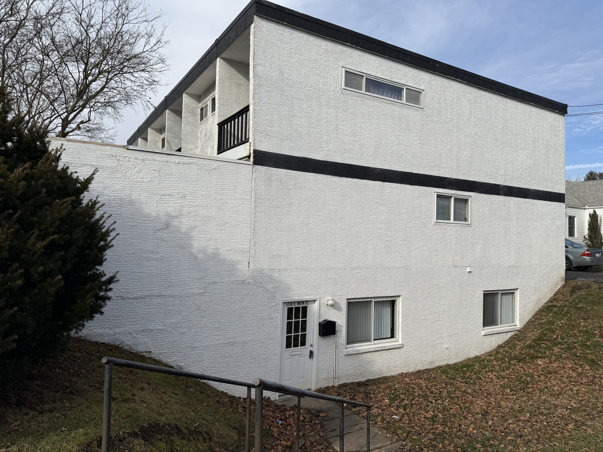 1234 W Main St, Newark, OH for Rent