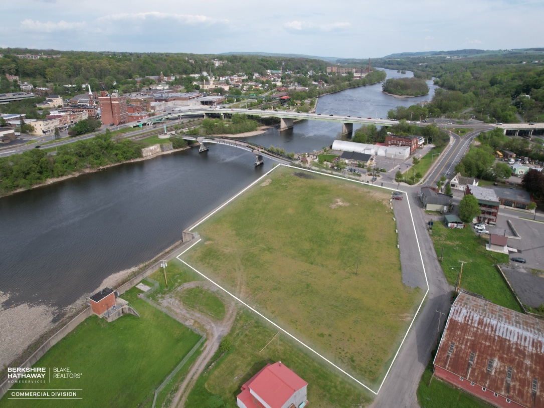 21-41 Bridge, Amsterdam, NY for Sale