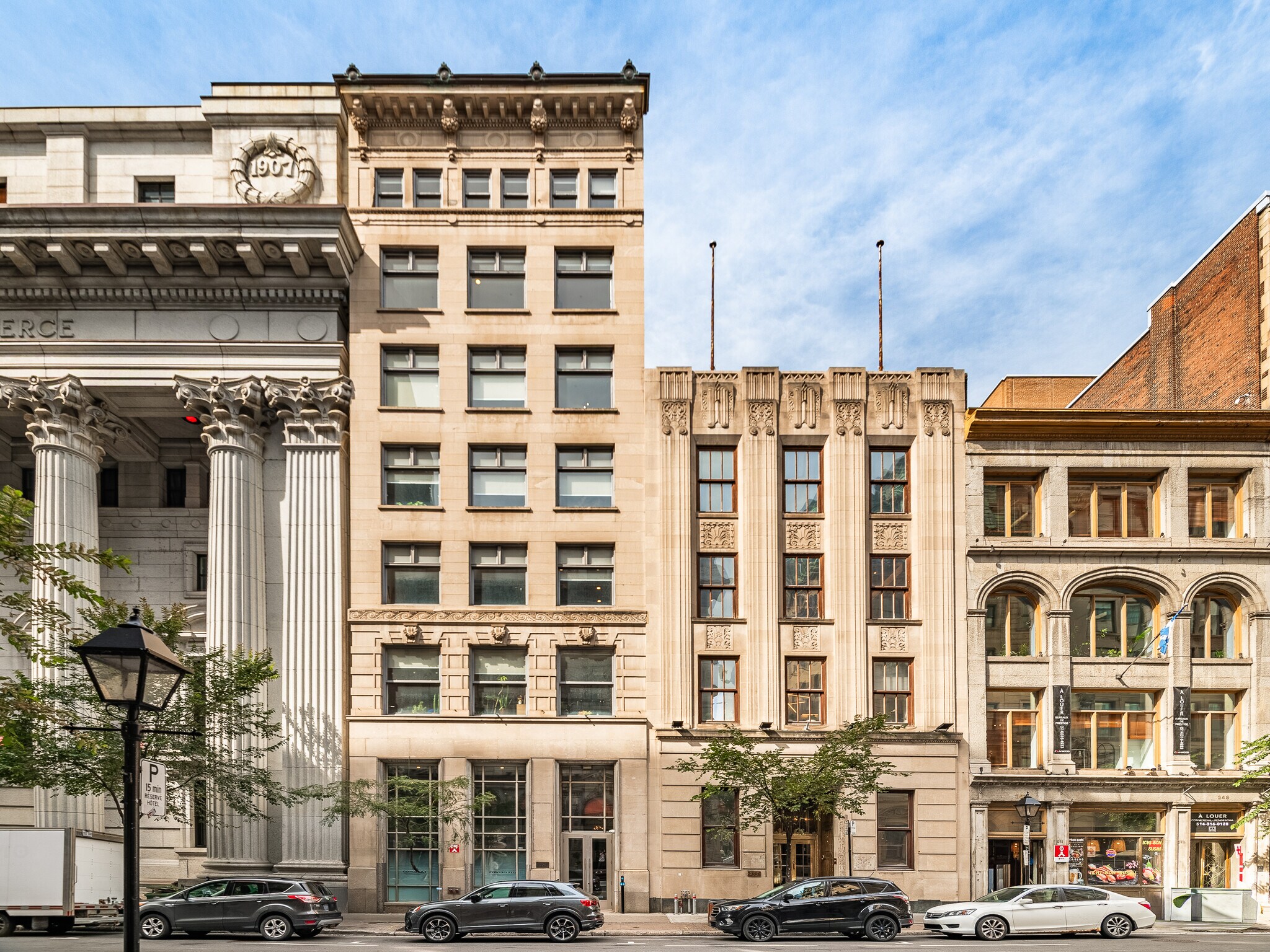 261 Rue Saint-Jacques, Montréal, QC for Rent