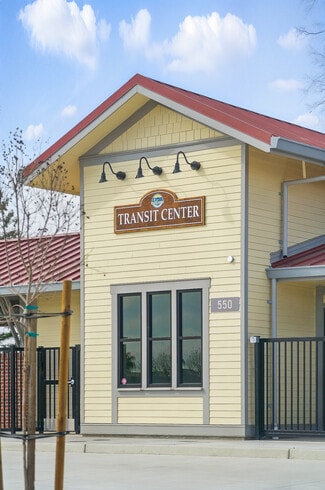 Visalia, CA Residential - 896 N Mariposa Ave