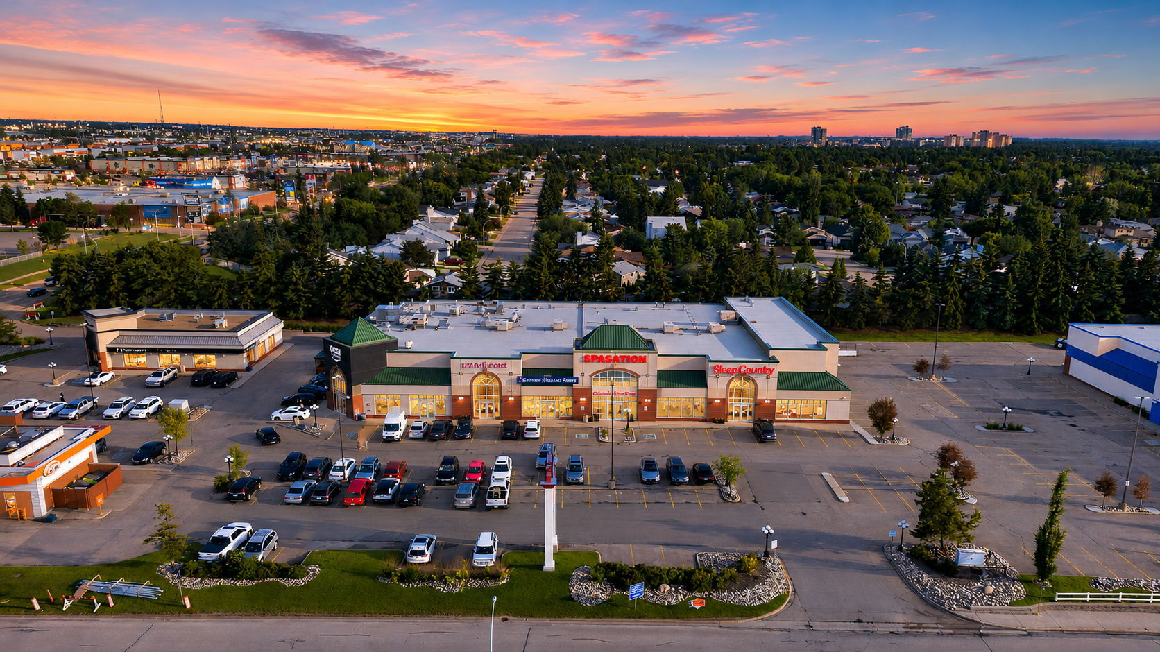 4112-4120 Calgary Trl NW, Edmonton, AB for Rent
