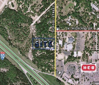 Boerne, TX Commercial Land - 606 School St