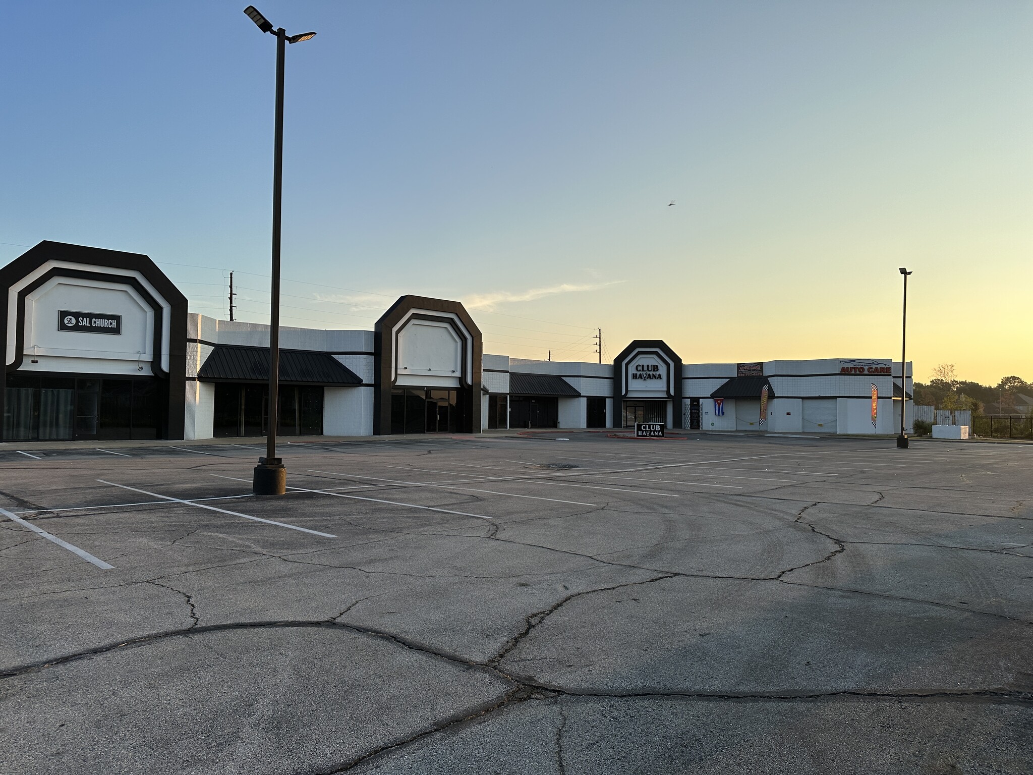 5920 Highway 6 N, Houston, TX for Sale