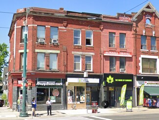 Toronto, ON Retail - 402 Spadina Av