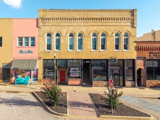 Covington, TN Loft/Creative Space - 107-109 W Pleasant Ave
