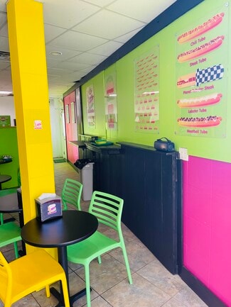Bayville, NY Retail - 78-88 Bayville Ave