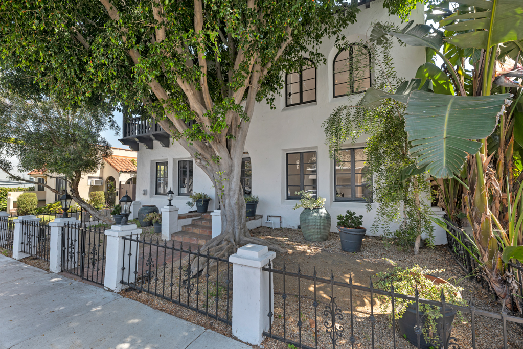 8812 Rangely Ave, West Hollywood, CA for Sale