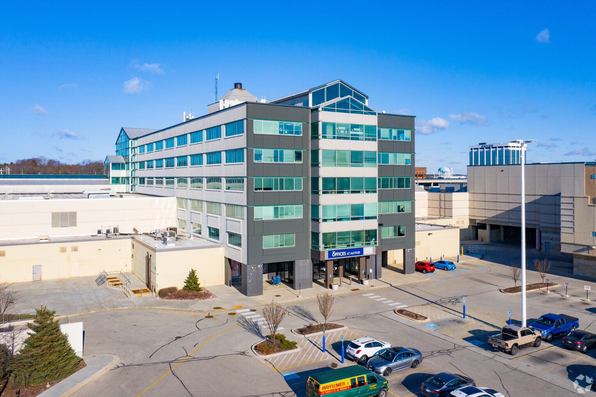 2500 N Mayfair Rd, Wauwatosa, WI for Rent