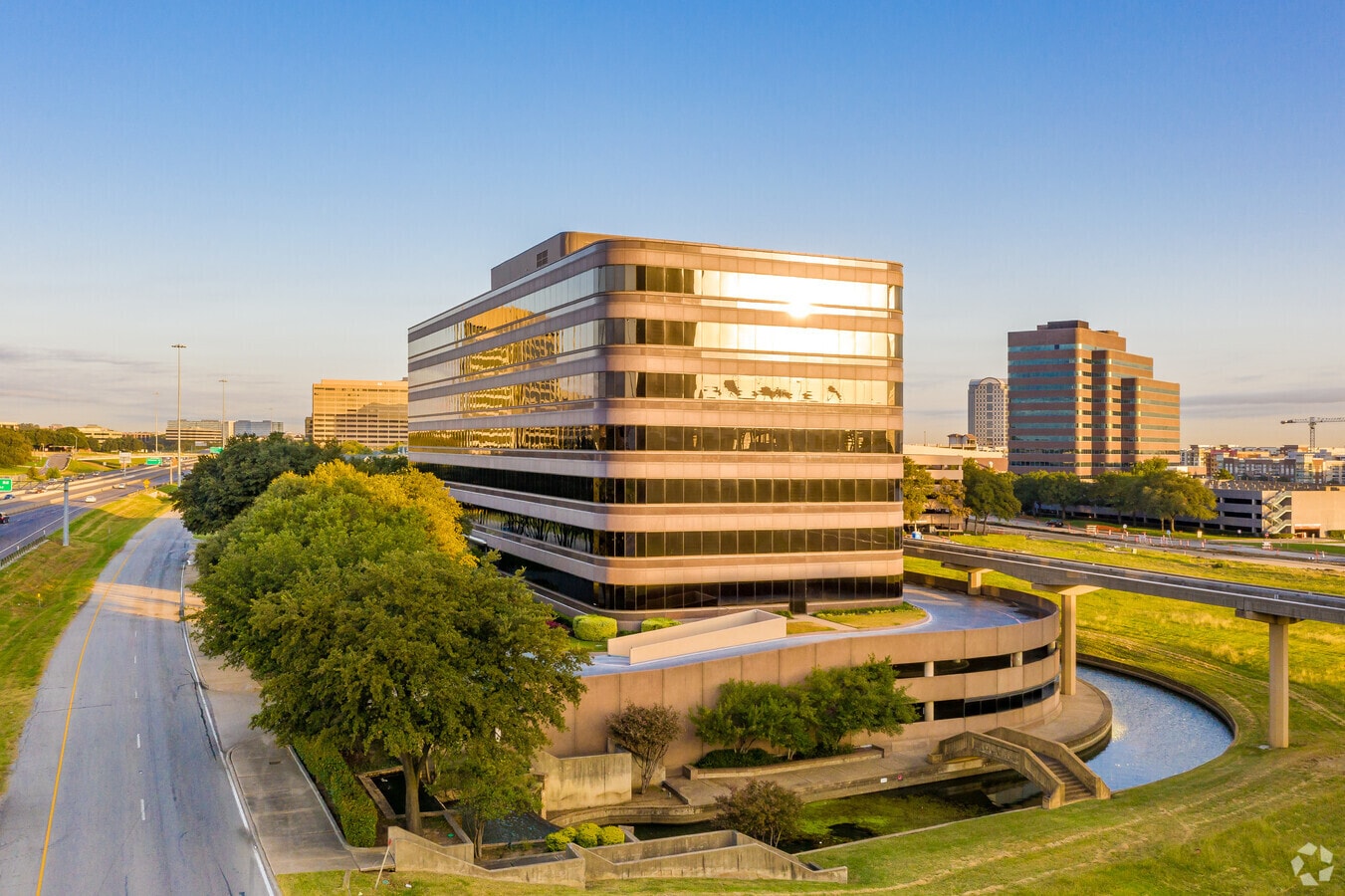 320 Decker Dr, Irving, TX for Rent