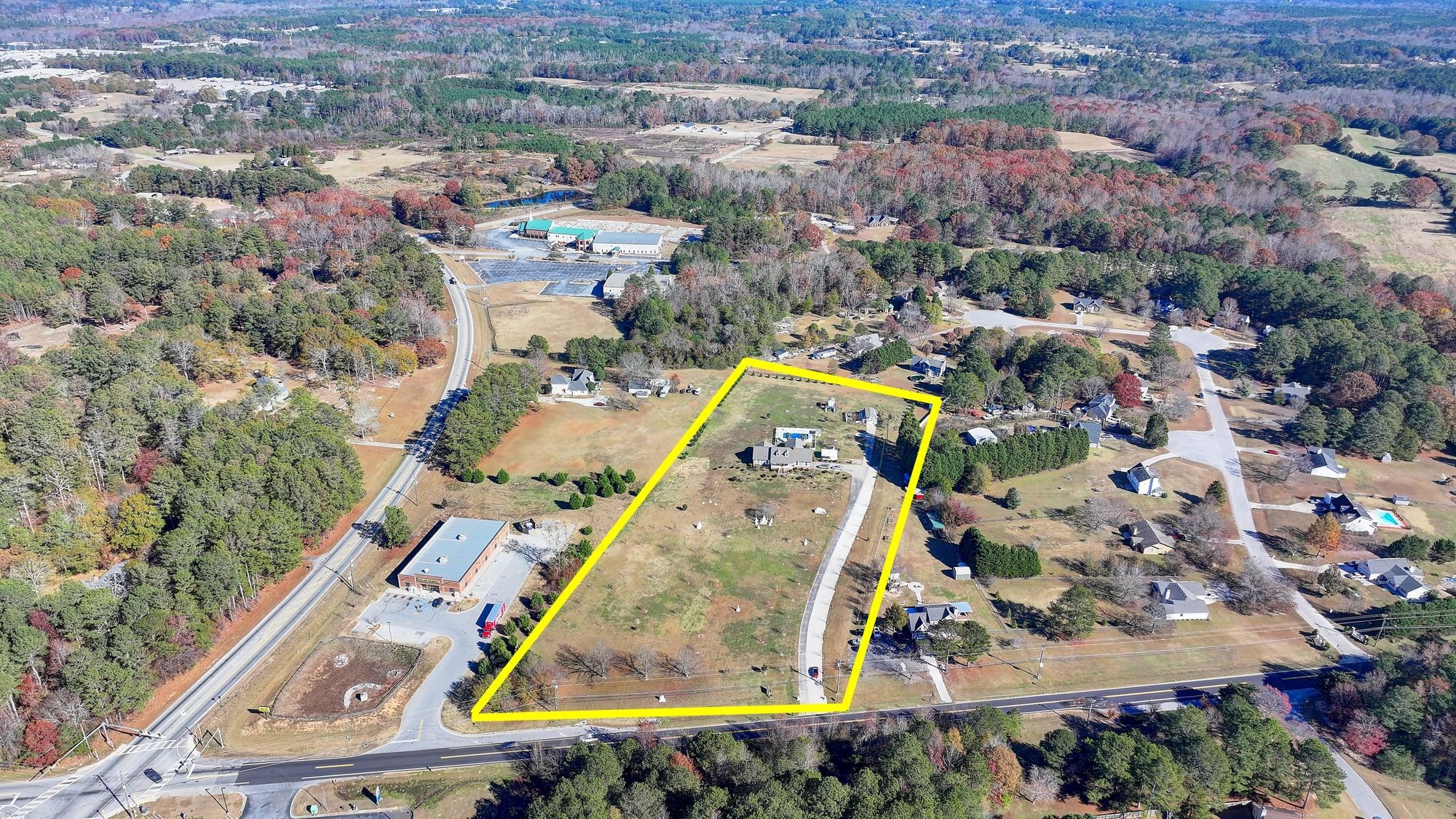 3615 Miller Bottom Rd, Loganville, GA for Sale