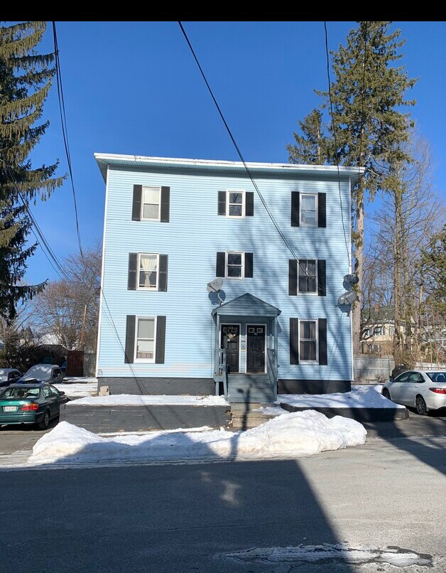 12 Macon Ave Haverhill, MA 01830 MultiFamily Property for Lease on