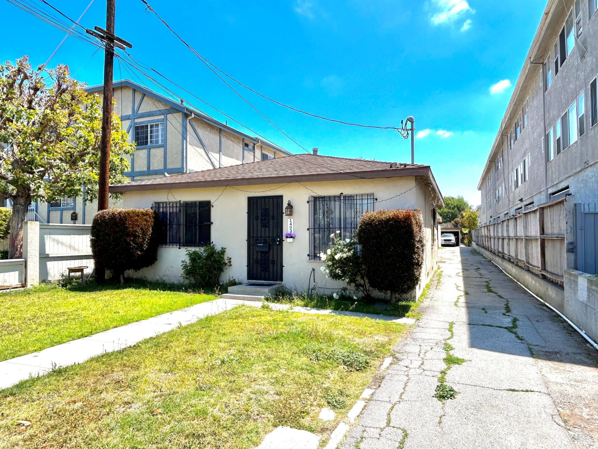 14036 Kornblum Ave, Hawthorne, CA for Sale