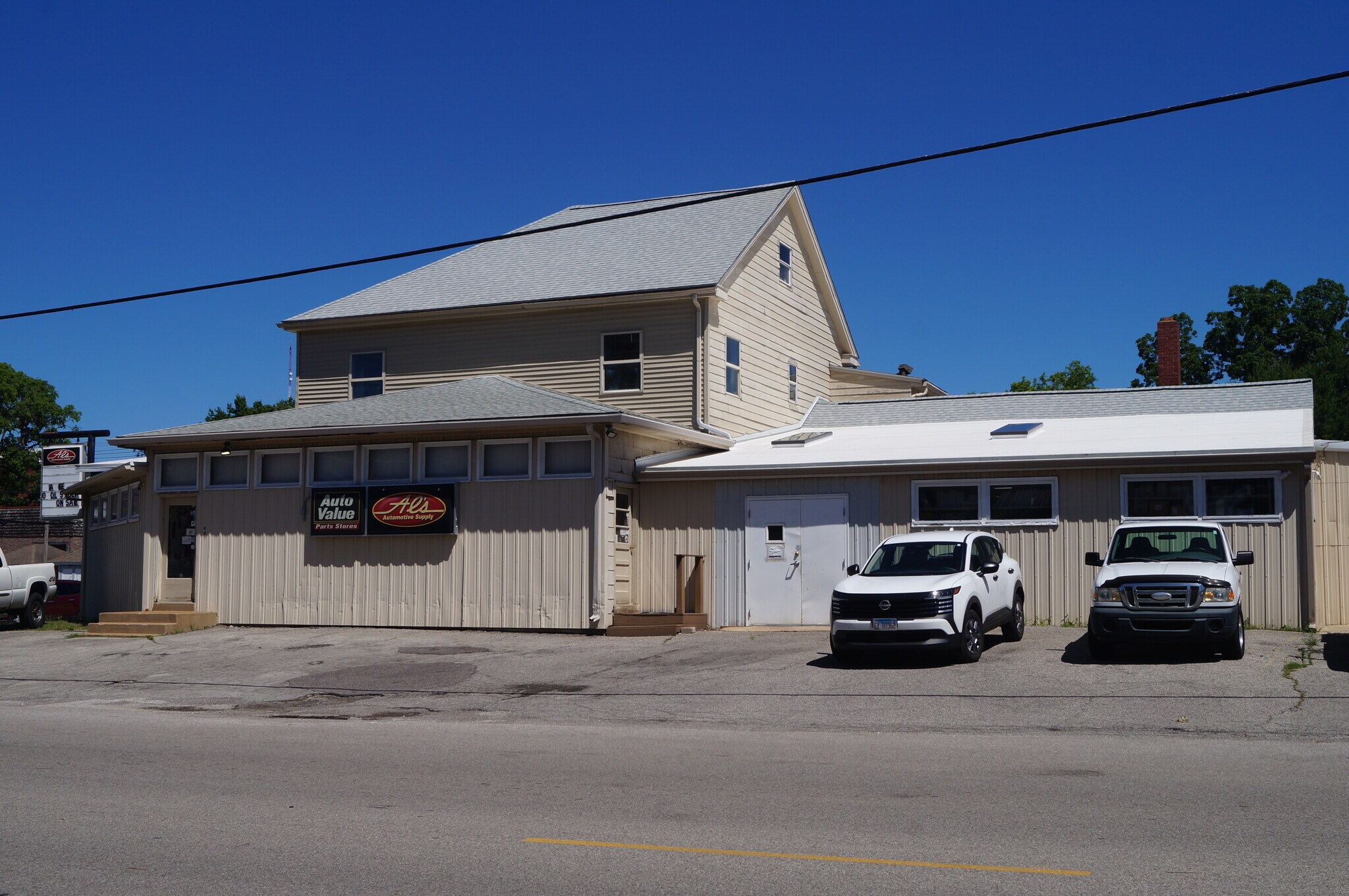 201 E 4th St, Waterloo, IL for Sale