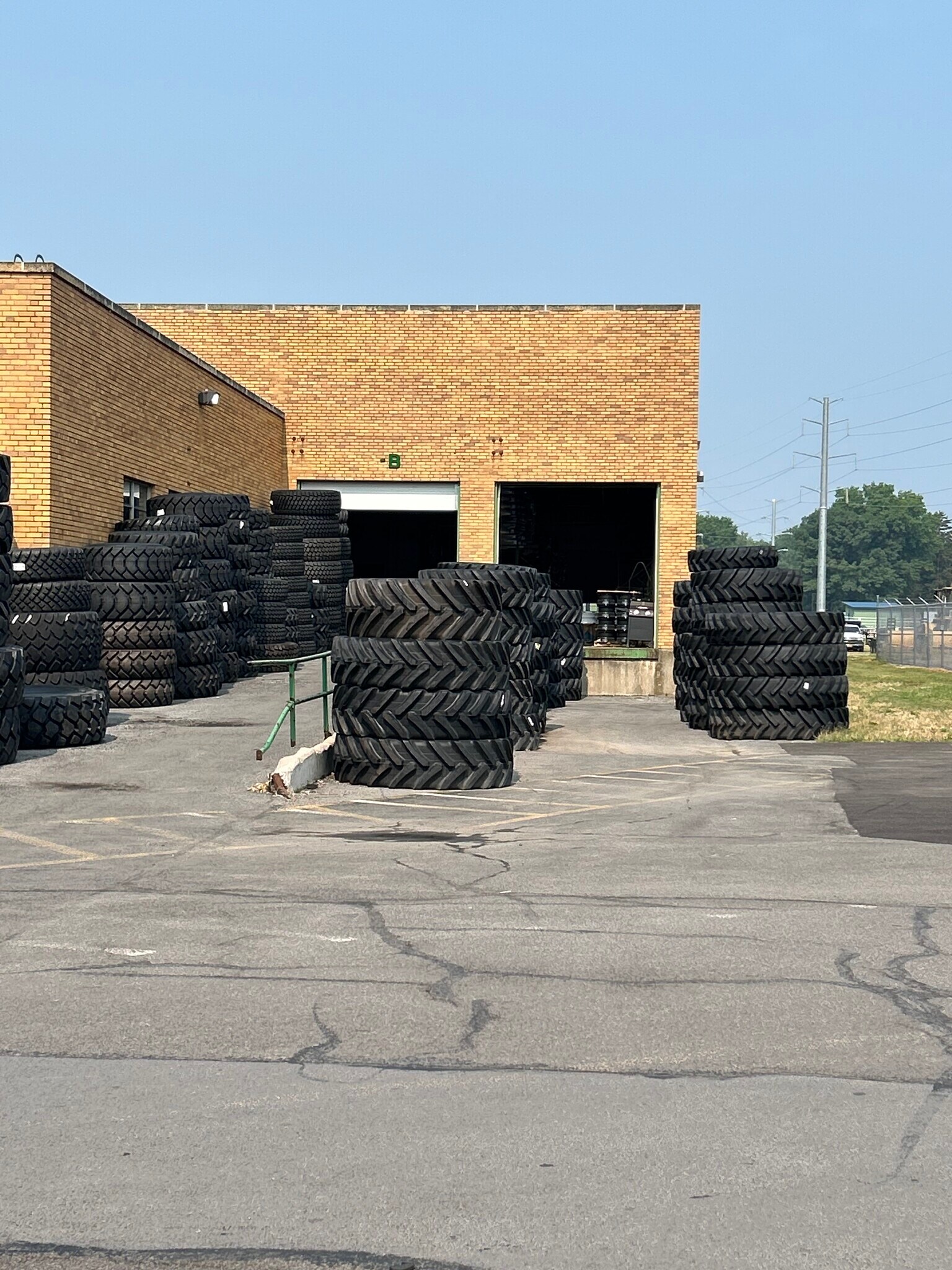 414 Continuum Dr, Liverpool, NY for Sale