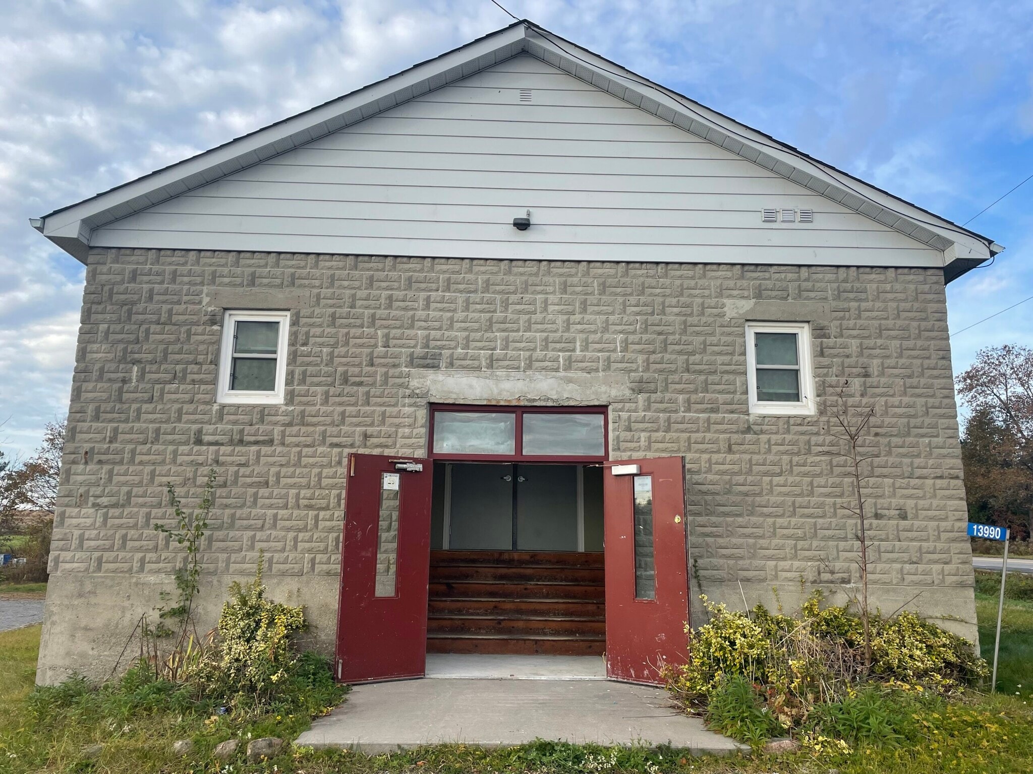 13990 Marsh Hill Rd, Port Perry, ON for Sale
