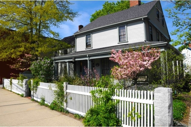 393-395 Massachusetts Ave, Arlington, MA for Sale