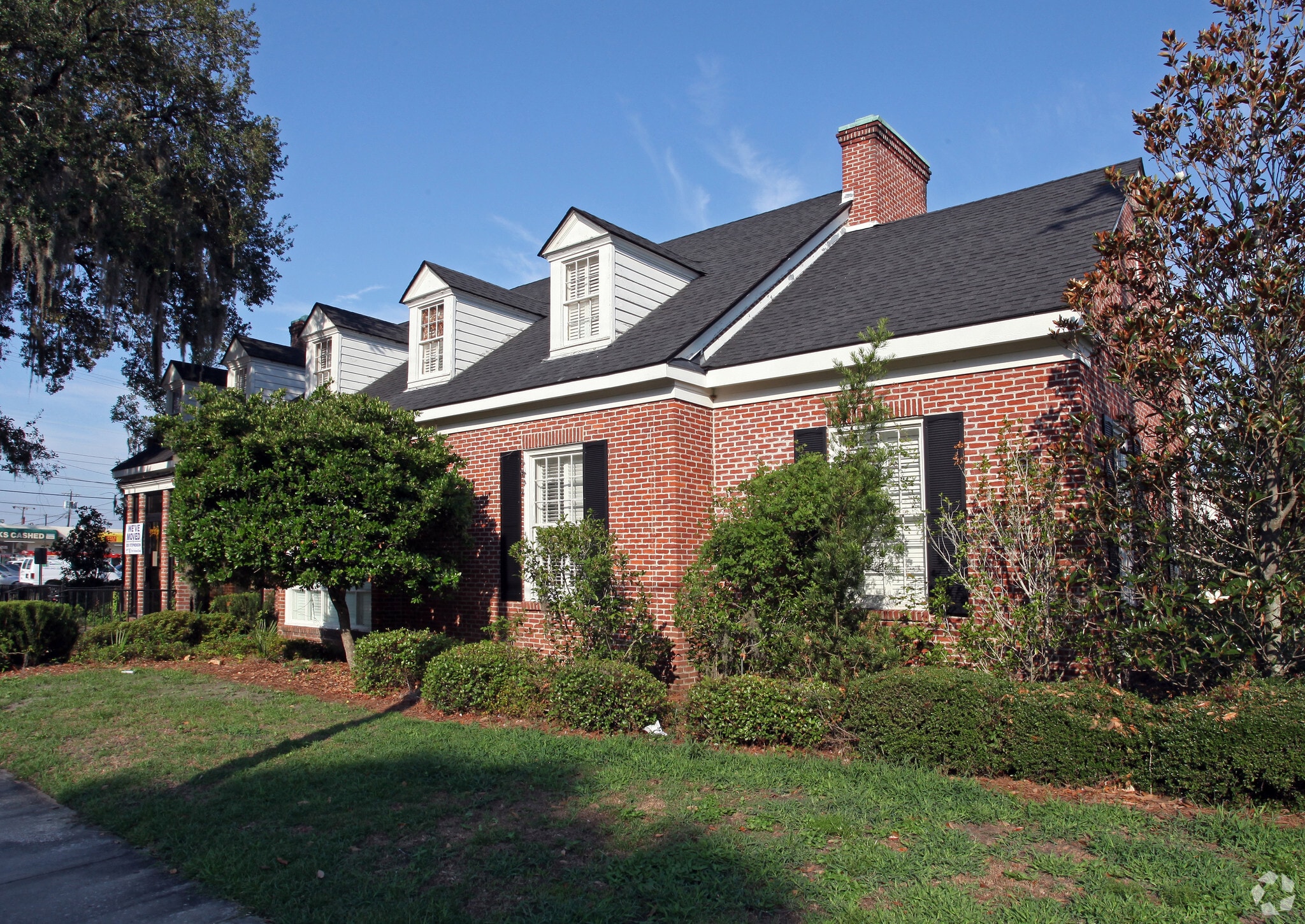 5225 Abercorn St, Savannah, GA for Rent