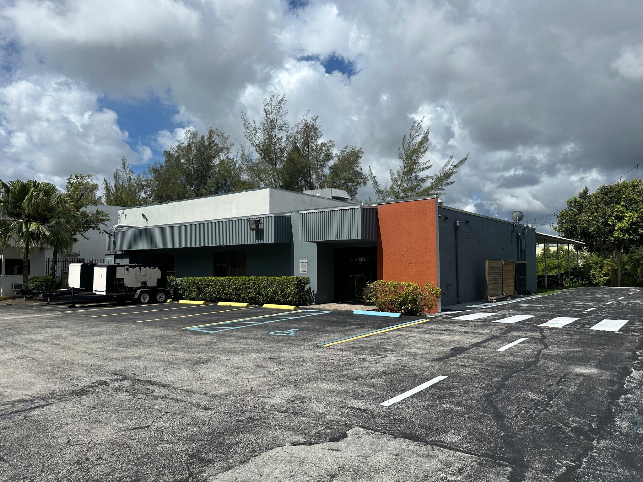2350 NW 96th Ave, Doral, FL for Rent
