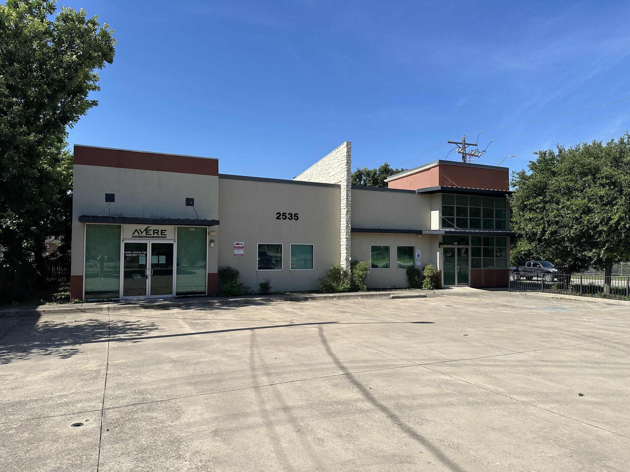 2535 Charlotte St, Denton, TX for Rent