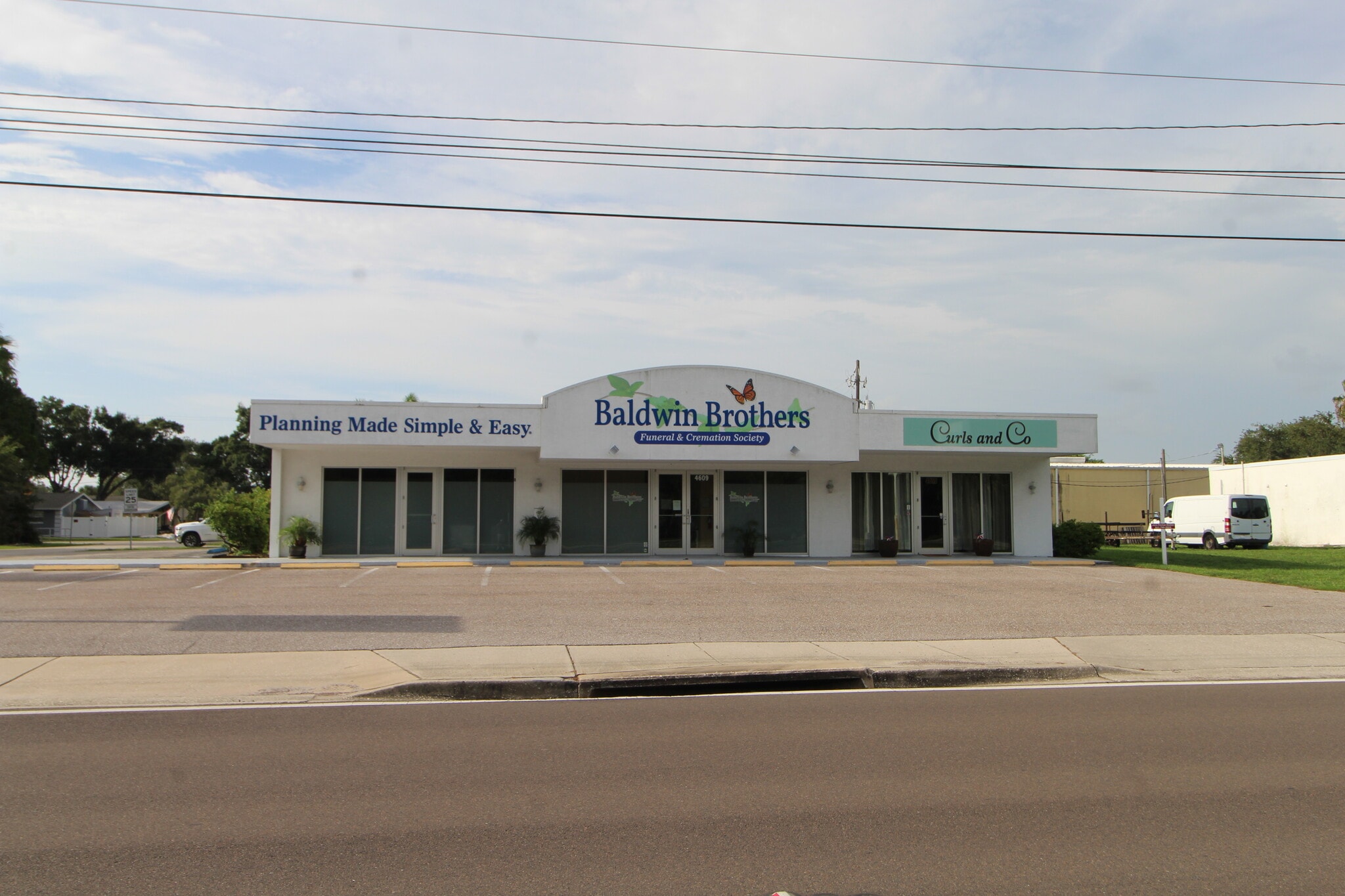 4609 Bee Ridge Rd, Sarasota, FL for Sale