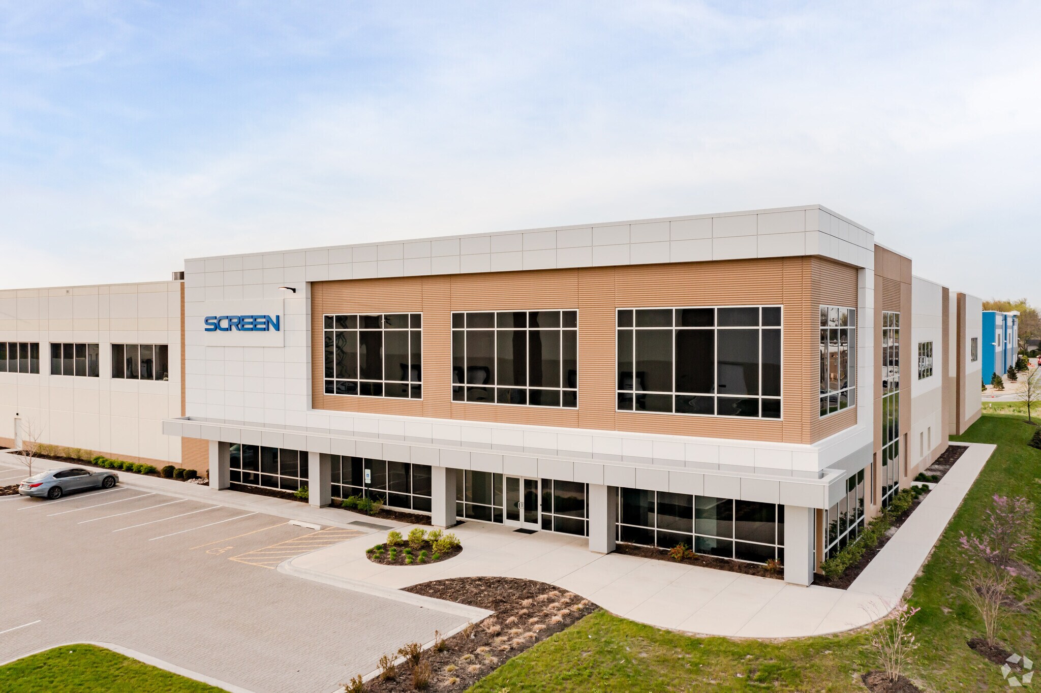 150 Innovation Dr, Elk Grove Village, IL for Rent