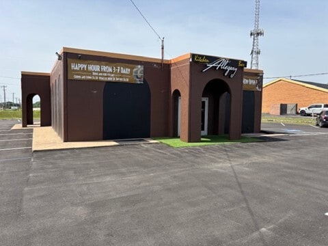 2601 W Jefferson St, Grand Prairie, TX for Sale