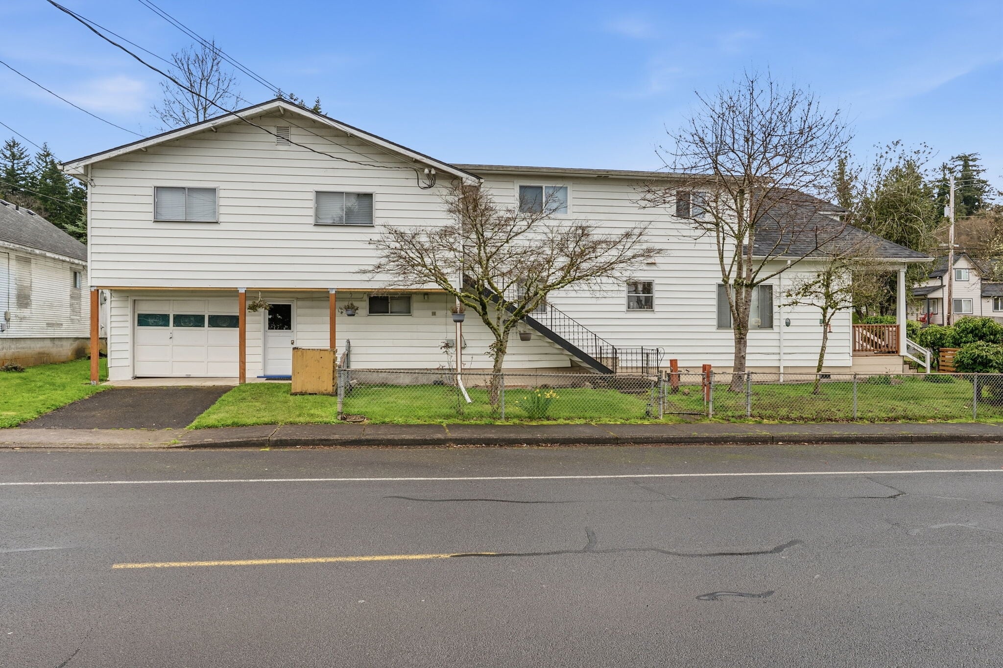 180 2nd St, Cathlamet, WA for Sale
