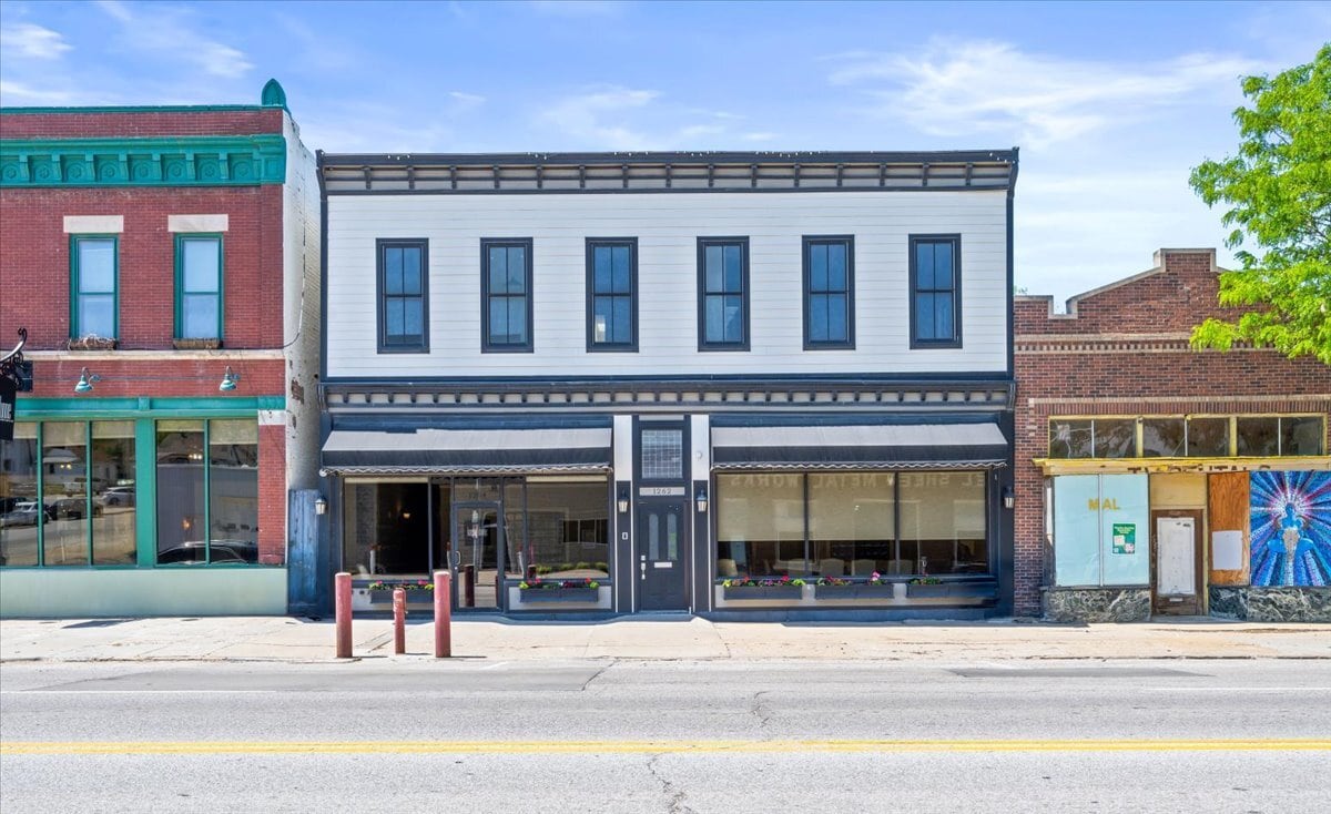 1262 S 13th St, Omaha, NE for Sale
