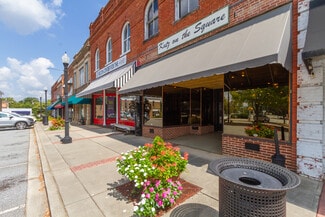 302 City Sq  