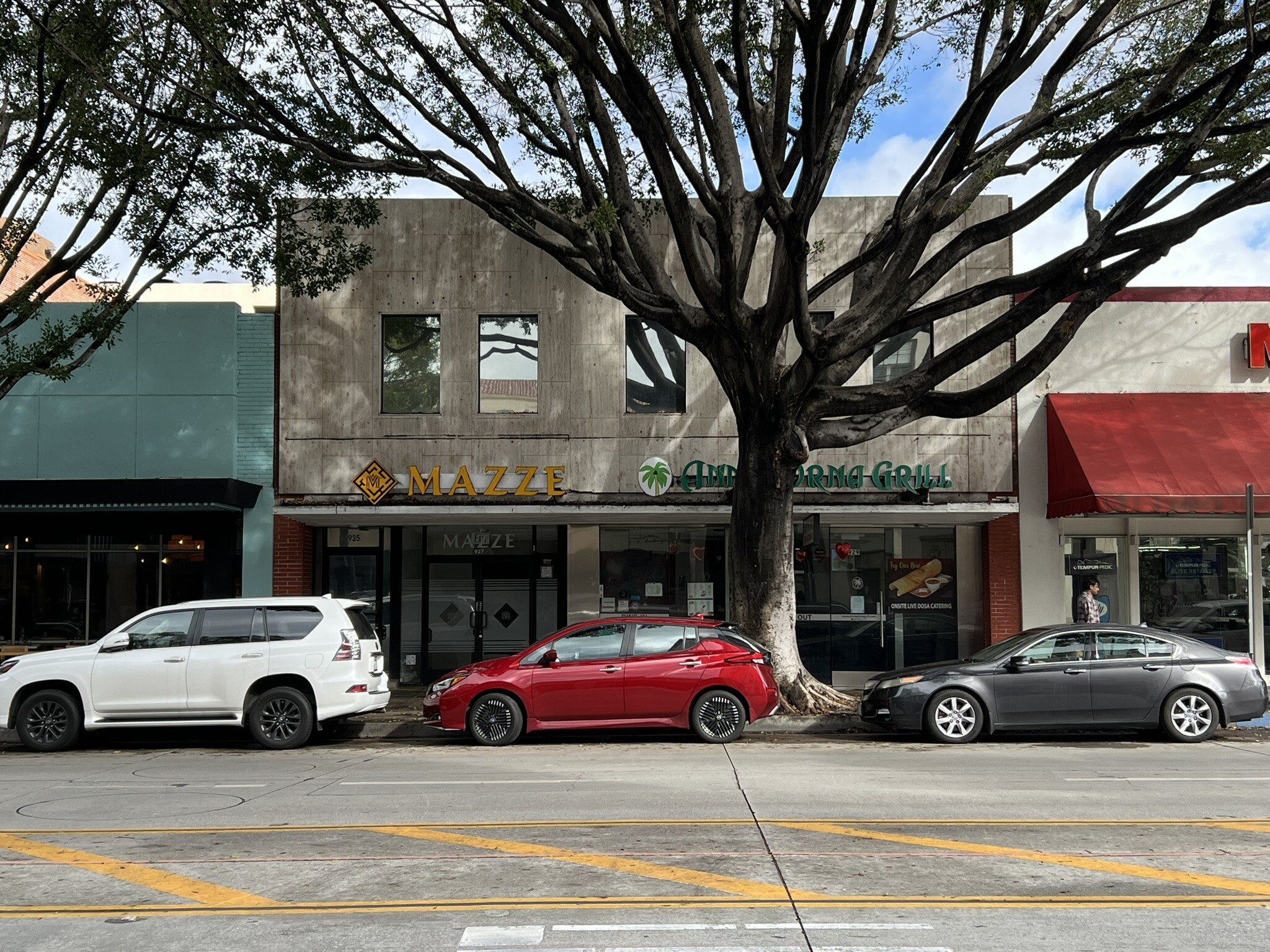 925-927 E Colorado Blvd, Pasadena, CA for Rent