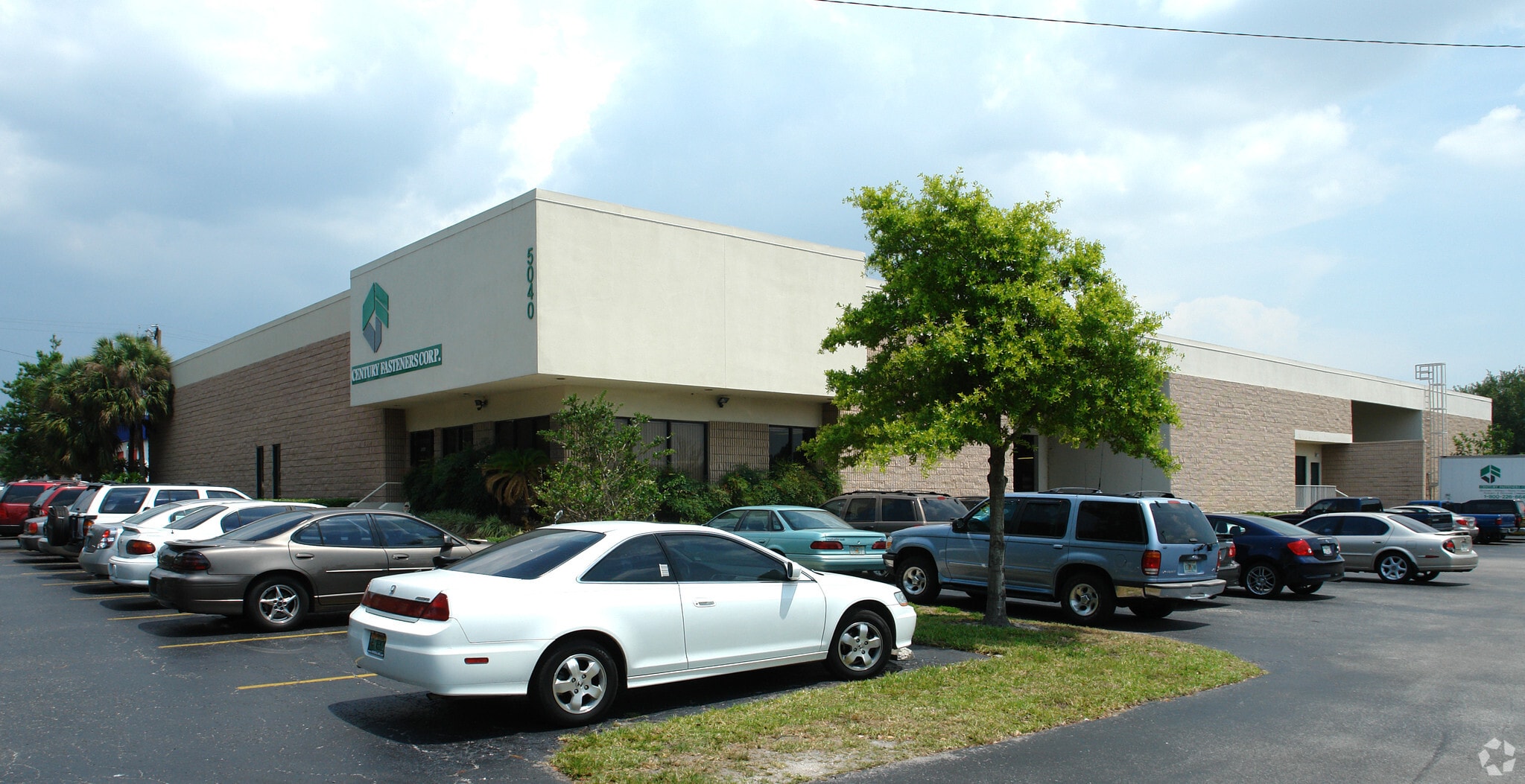 5040 Tampa West Blvd, Tampa, FL for Sale