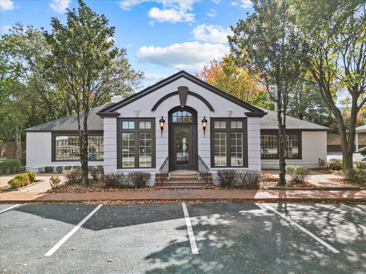 711 W Wade Hampton Blvd, Greer, SC for Rent