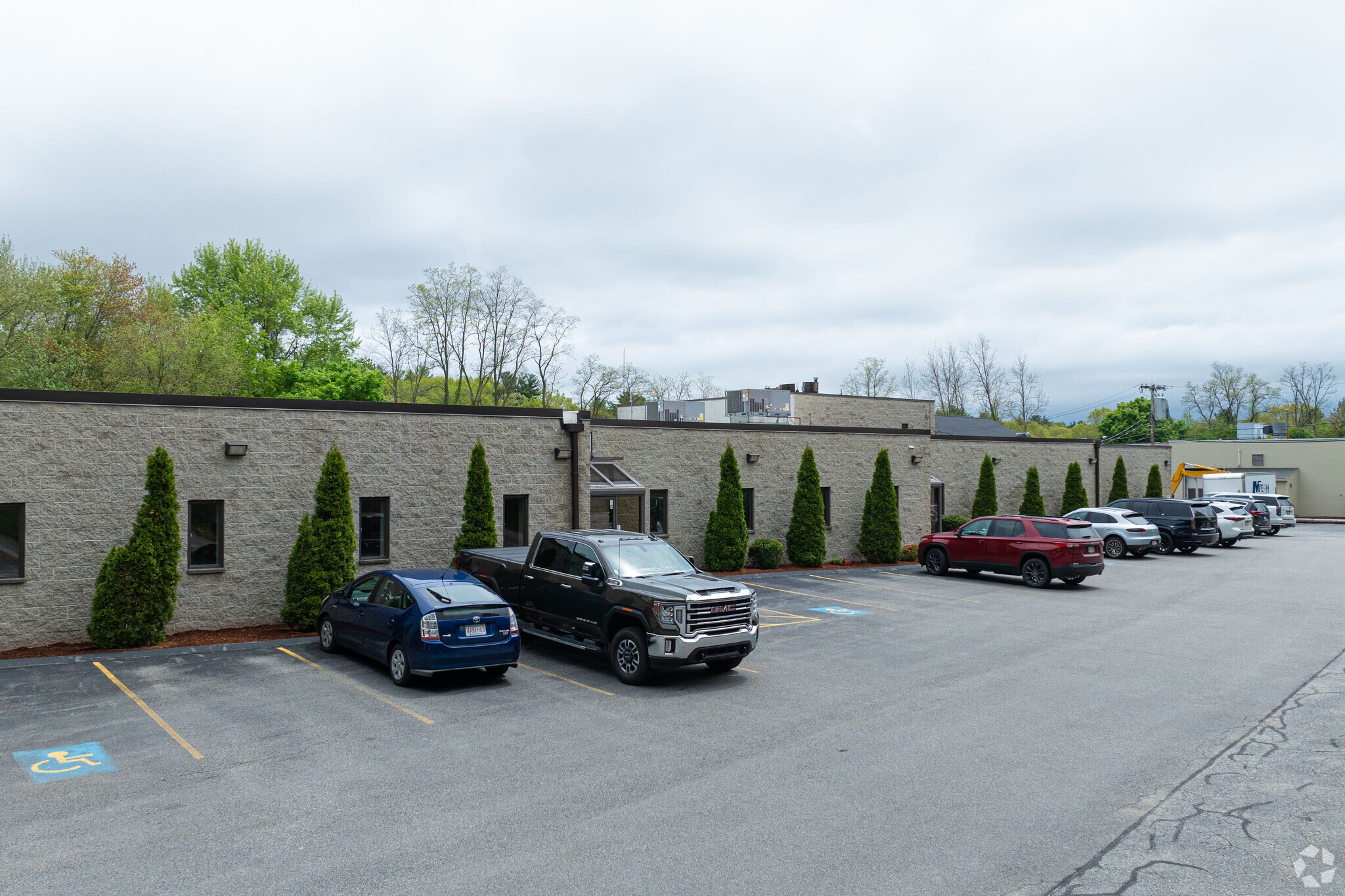 323 Andover St, Wilmington, MA for Rent
